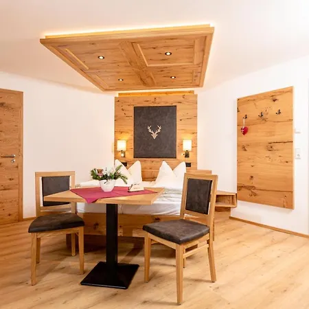 Pensionat Auhof 4*